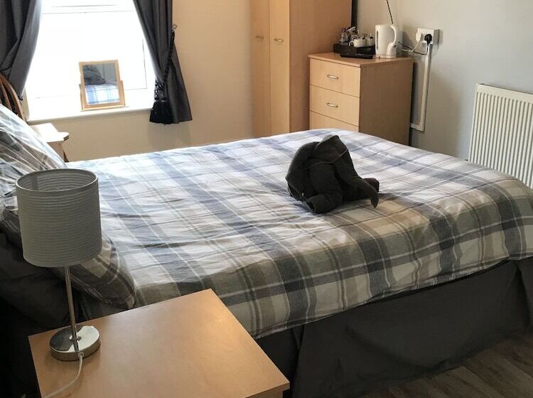 فندق صغير Black Bull Inn