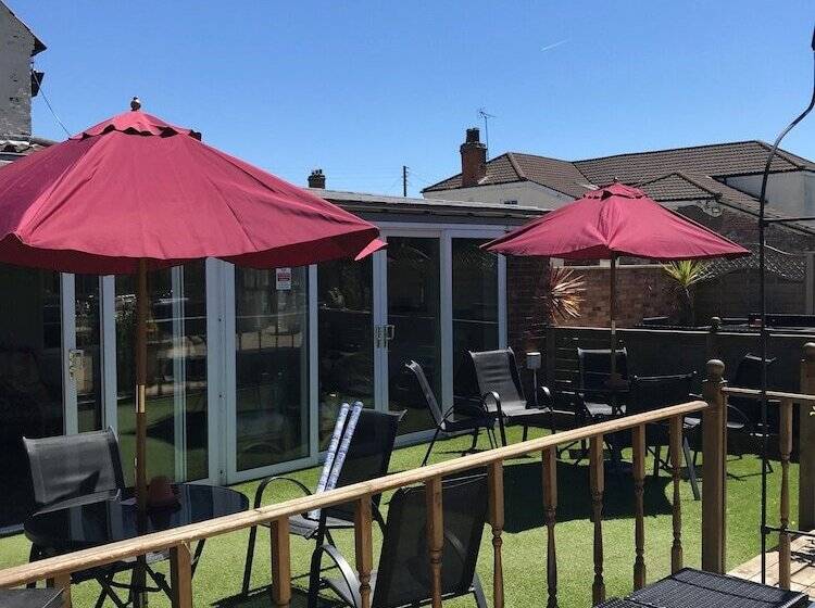 فندق صغير Black Bull Inn