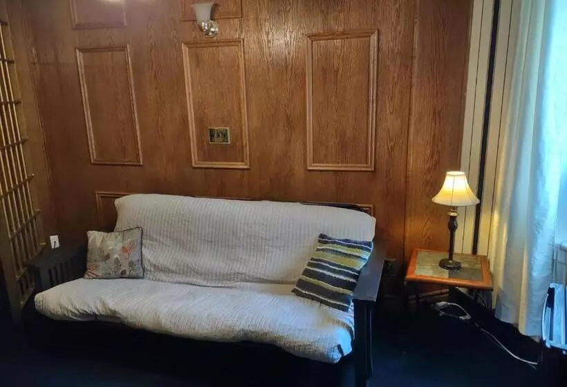 Retkeilymaja The King George Inn