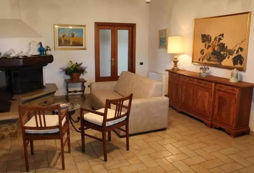 ホテル Agriturismo La Fonte Di Vivalda
