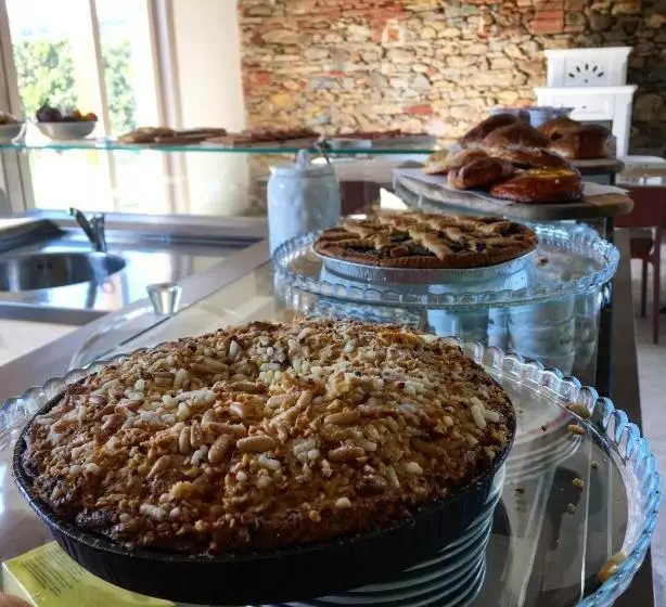 ホテル Agriturismo Quattro Pini