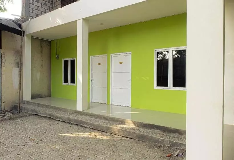 Hotelli Oyo 1359 Evergreen Residence