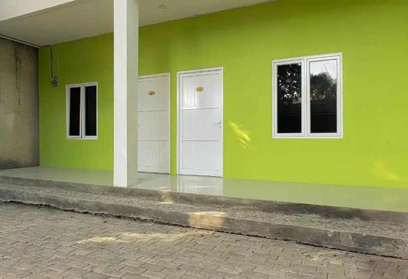 Hotelli Oyo 1359 Evergreen Residence