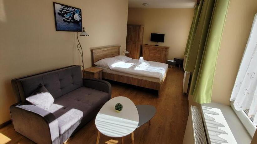 Пансион Penzion Burra