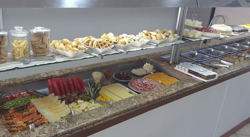 پانسیون Pousada Ilha Do Mar Bombinhas