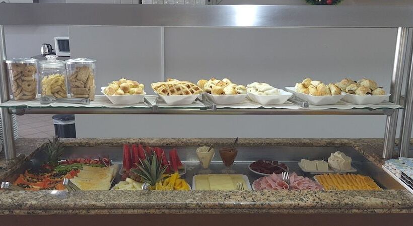 پانسیون Pousada Ilha Do Mar Bombinhas