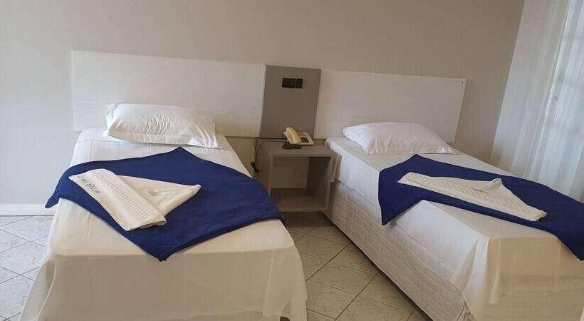 پانسیون Pousada Ilha Do Mar Bombinhas