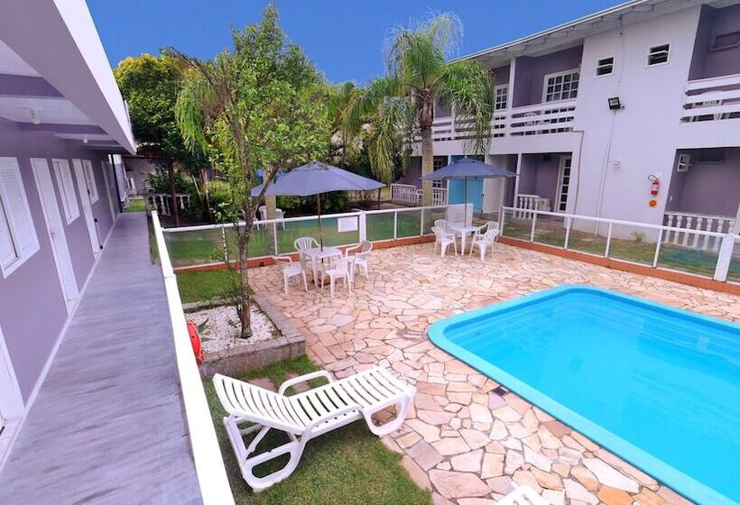 پانسیون Pousada Ilha Do Mar Bombinhas