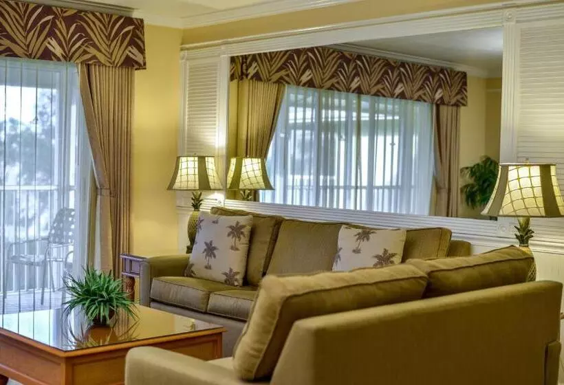 Charter Club Resort Of Naples Bay