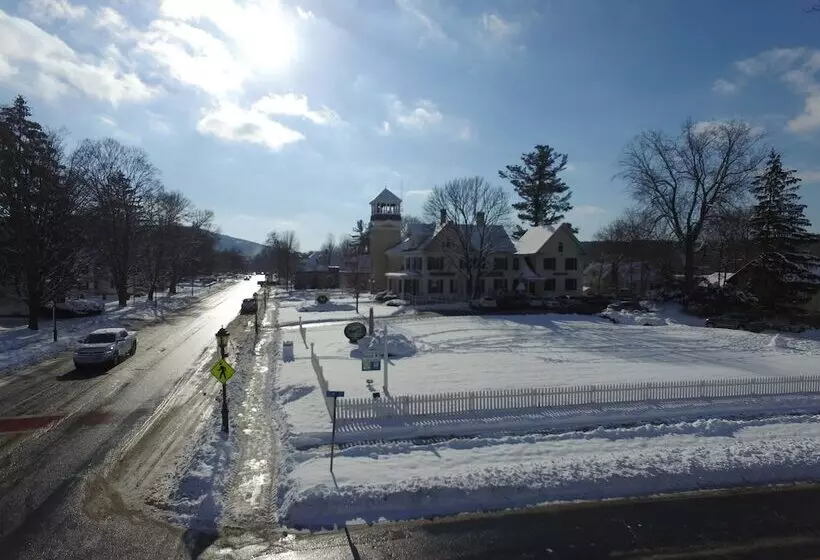 ホテル Chambery Inn