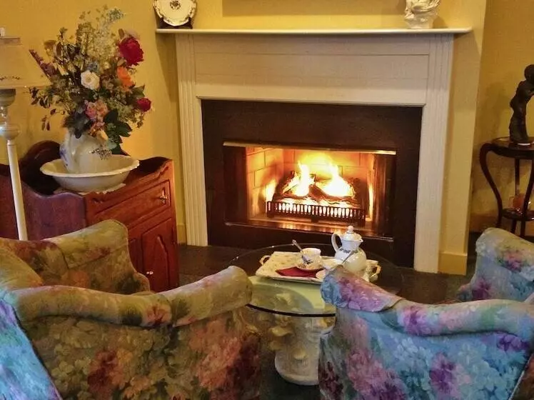 ホテル Chambery Inn