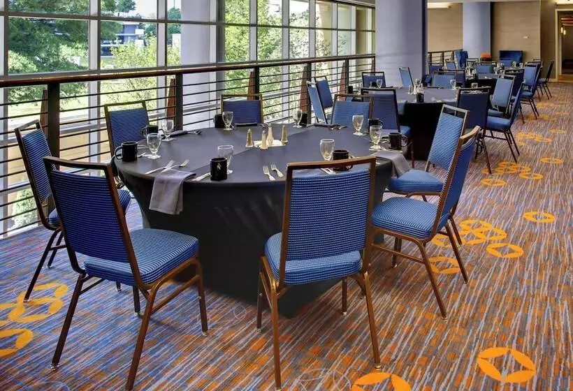 호텔 Courtyard By Marriott Atlanta Buckhead