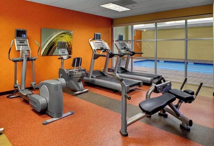 בית מלון כפרי Courtyard By Marriott Atlanta Buckhead