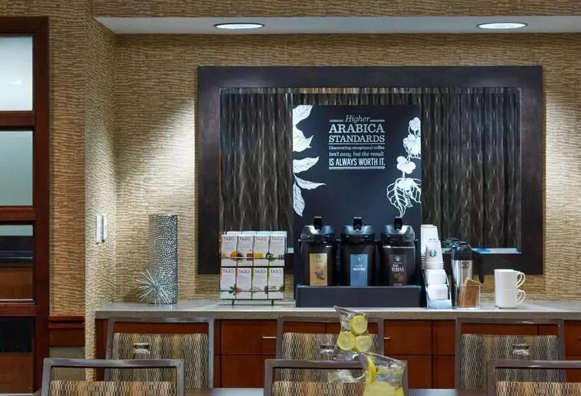 ホテル Courtyard By Marriott Bloomington Mall Of America