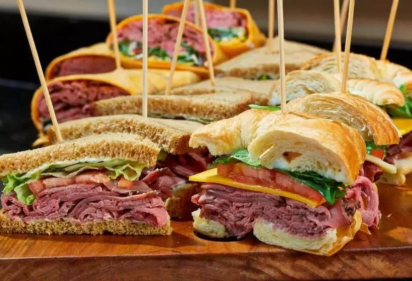 ホテル Courtyard By Marriott Bloomington Mall Of America