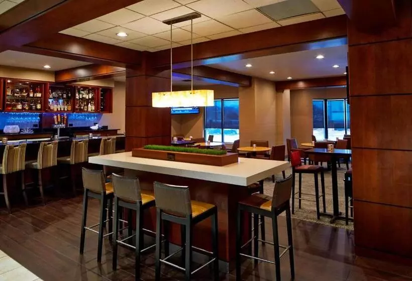 ホテル Courtyard By Marriott Bloomington Mall Of America