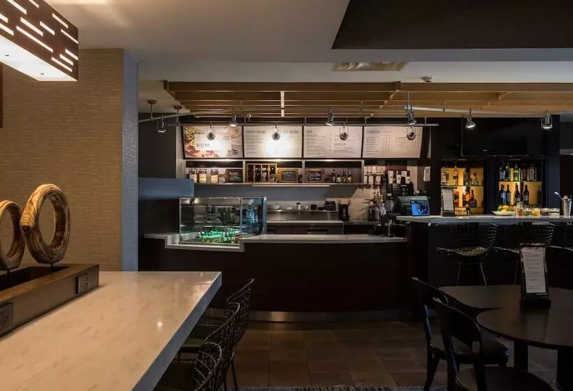 فندق Courtyard By Marriott Nashville At Opryland