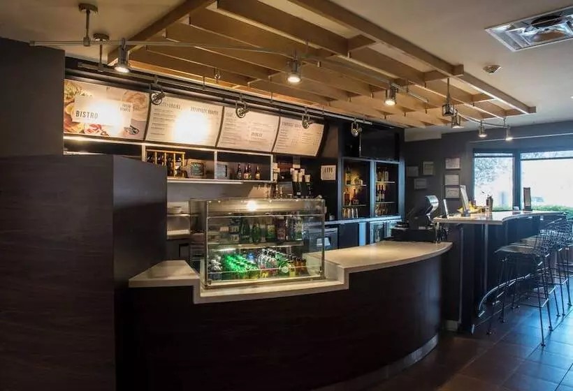 فندق Courtyard By Marriott Nashville At Opryland