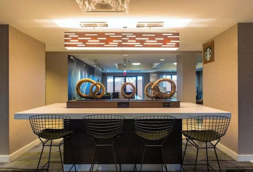 فندق Courtyard By Marriott Nashville At Opryland