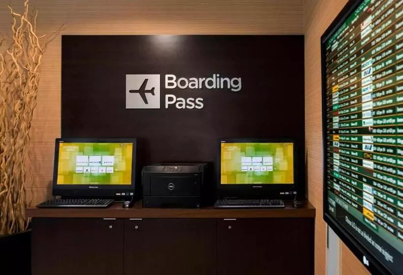 호텔 Courtyard Chicago O'hare