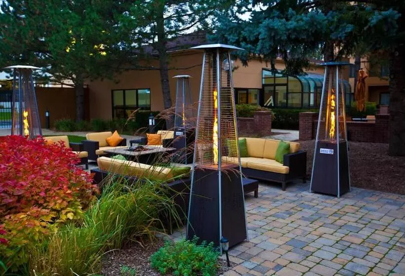 호텔 Courtyard Chicago O'hare