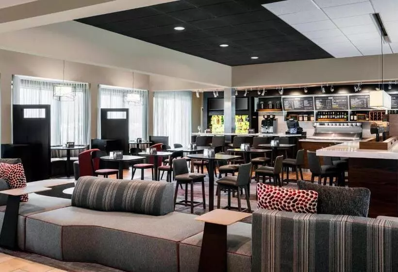 호텔 Courtyard Chicago O'hare