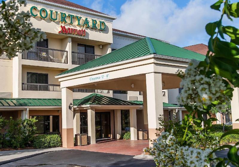 فندق Courtyard By Marriott Florence