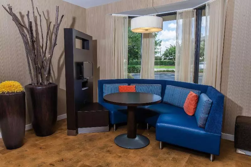 هتل Courtyard By Marriott Florence