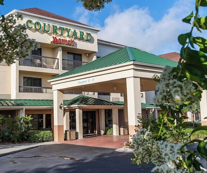 فندق Courtyard By Marriott Florence