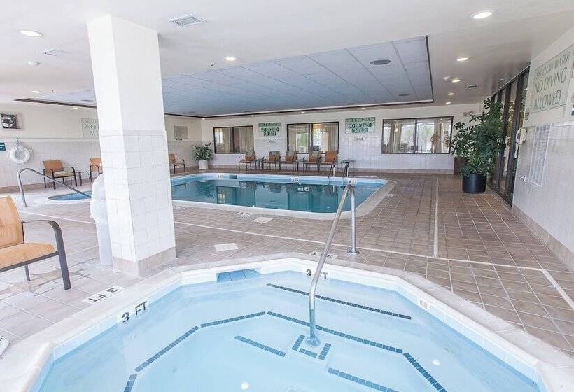 فندق Courtyard By Marriott Florence