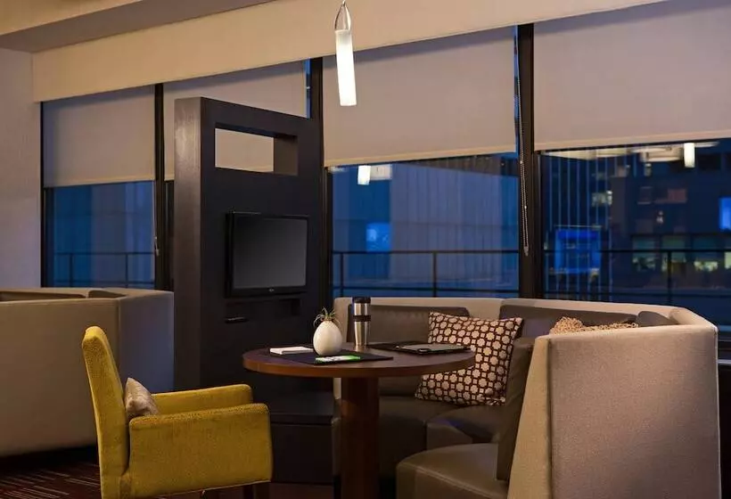 هتل Courtyard New York Manhattan/midtown East