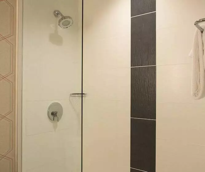 هتل Courtyard New York Manhattan/midtown East