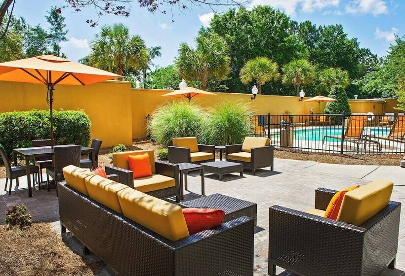 فندق Courtyard By Marriott North Charleston Airport Coliseum