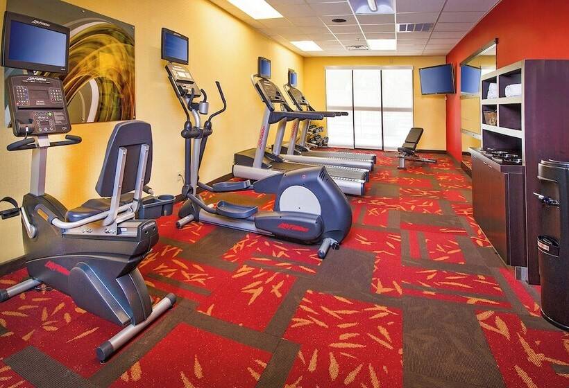 فندق Courtyard By Marriott North Charleston Airport Coliseum