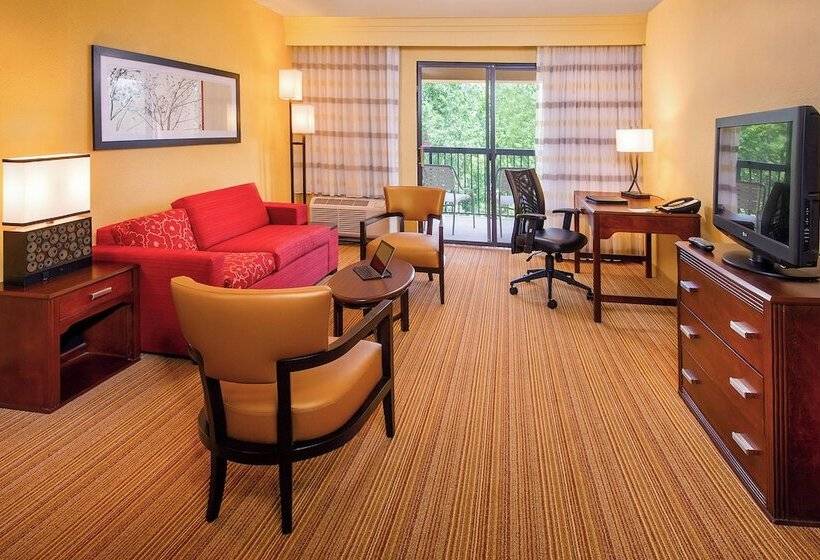فندق Courtyard By Marriott North Charleston Airport Coliseum