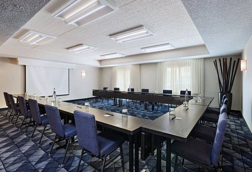 فندق Courtyard By Marriott San Antonio Downtown