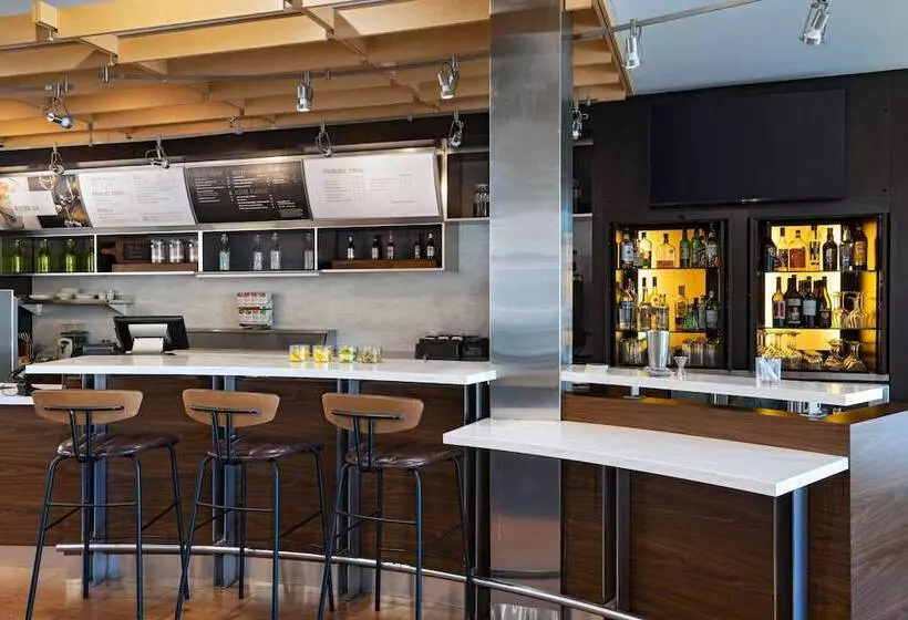 Hotelli Courtyard By Marriott San Antonio Downtown