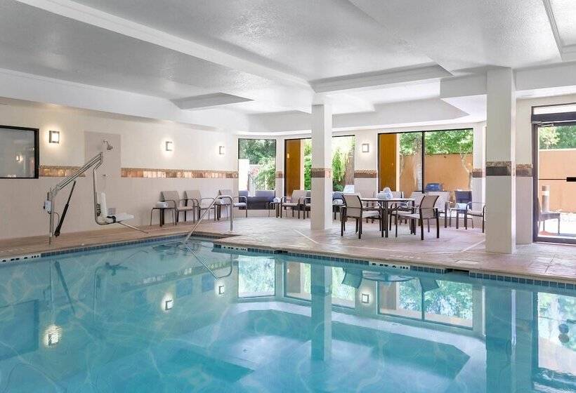 בית מלון כפרי Courtyard Tampa Brandon