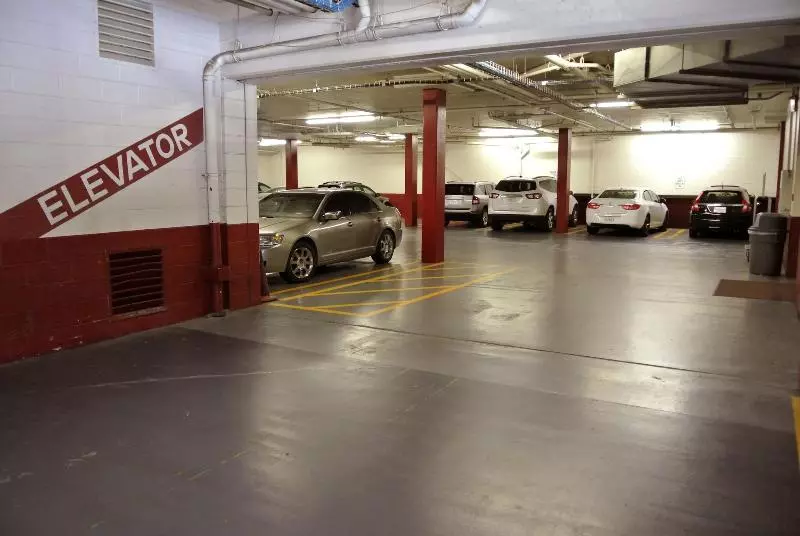 בית מלון כפרי Cow Hollow Inn And Suites