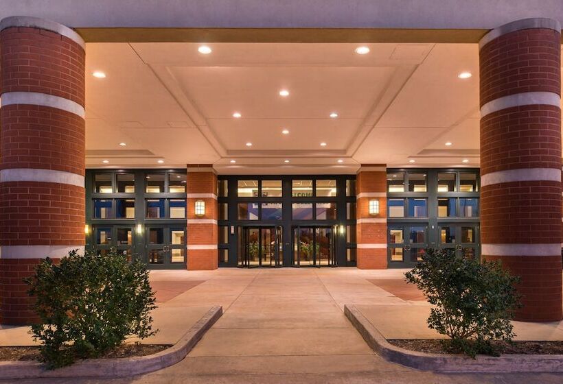 Hotel Crowne Plaza Springfield Convention Center, An Ihg