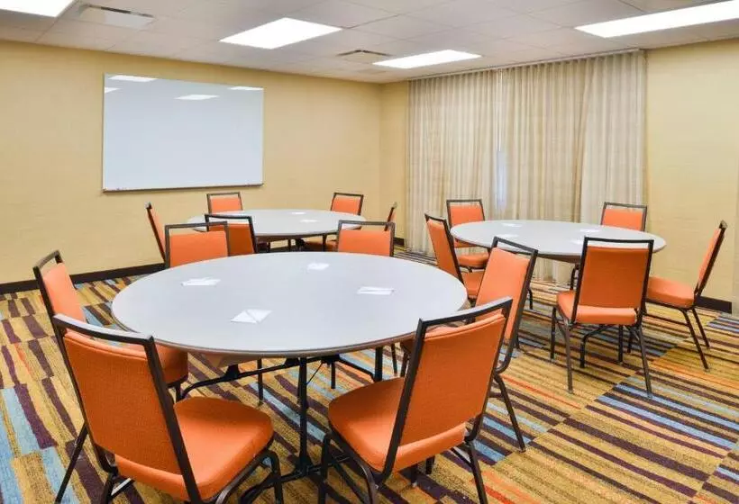 ホテル Fairfield Inn And Suites By Marriott Rochester West/greece