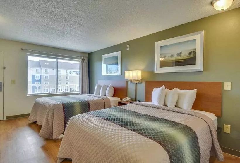 Hotel Hometowne Studios By Red Roof Austin