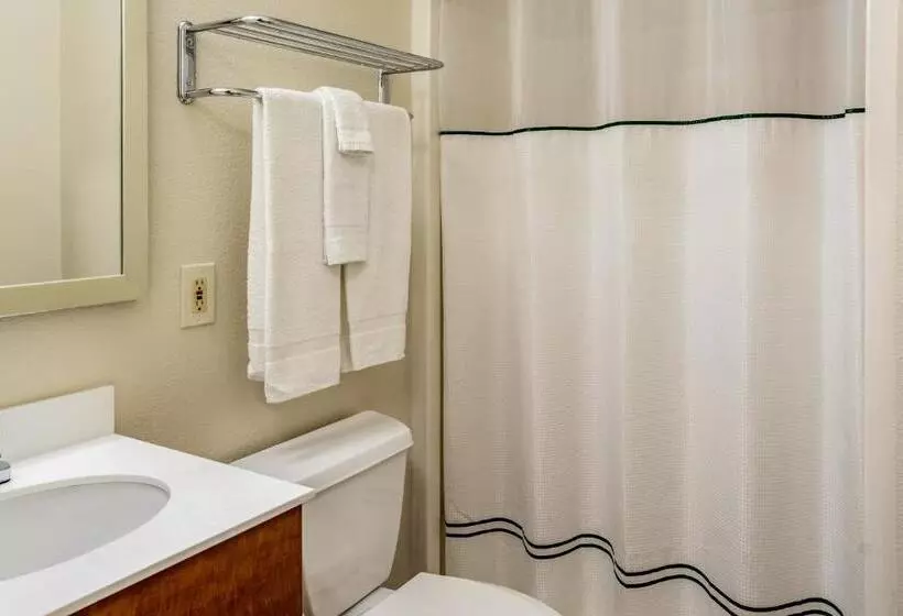 هتل Hometowne Studios By Red Roof Eugene   Springfield