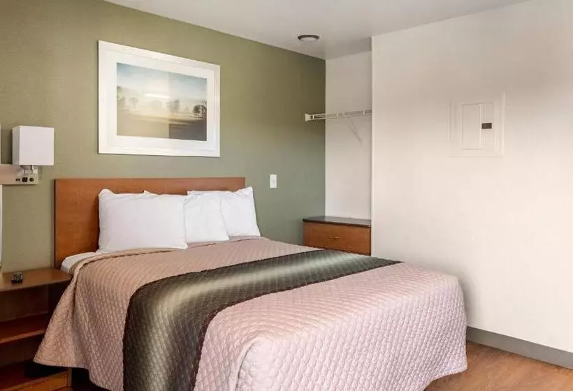 هتل Hometowne Studios By Red Roof Eugene   Springfield