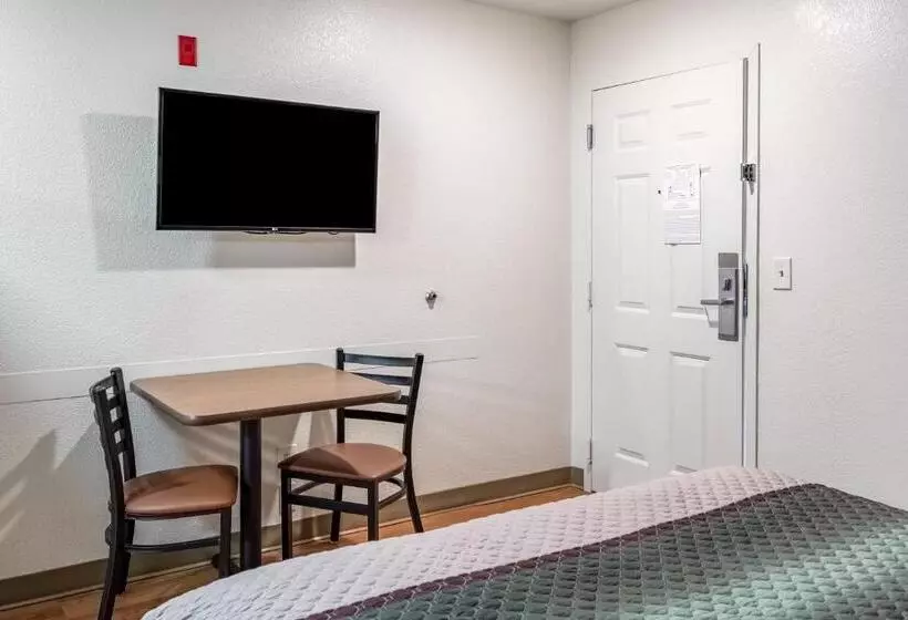 هتل Hometowne Studios By Red Roof Eugene   Springfield