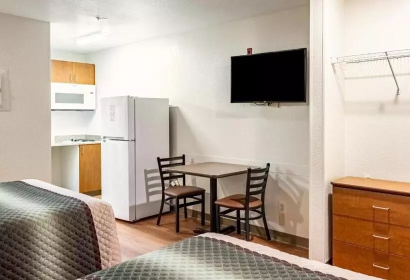 هتل Hometowne Studios By Red Roof Eugene   Springfield