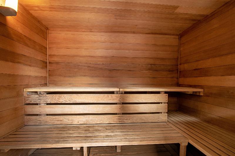 هتل Red Roof Inn & Suites Monterey