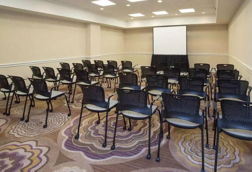 ホテル Sonesta Atlanta Airport North