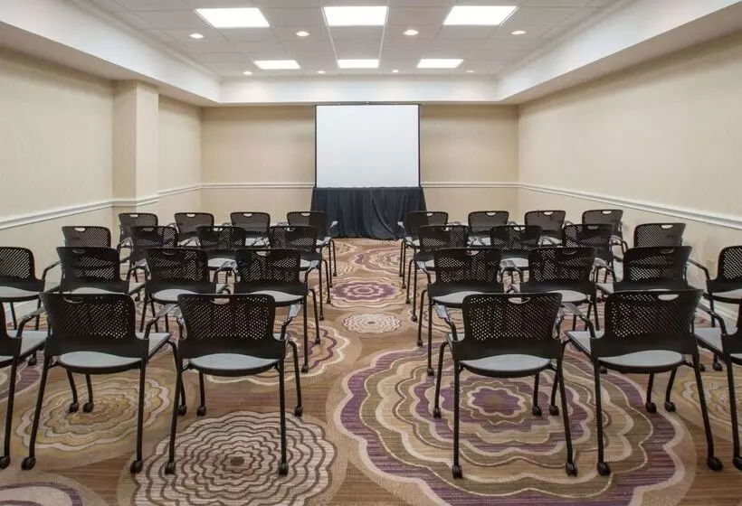 ホテル Sonesta Atlanta Airport North