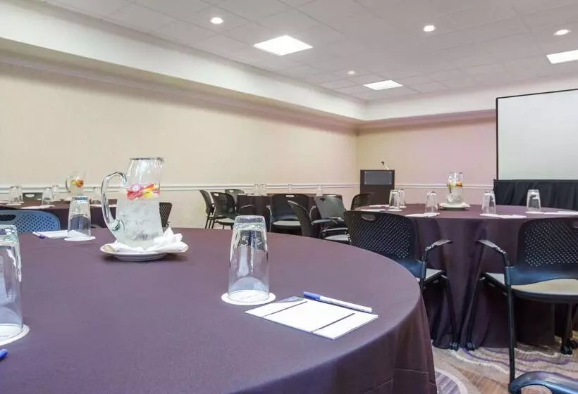 ホテル Sonesta Atlanta Airport North